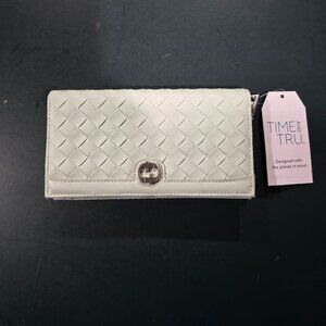Time and Tru wallet Cream Color NWT